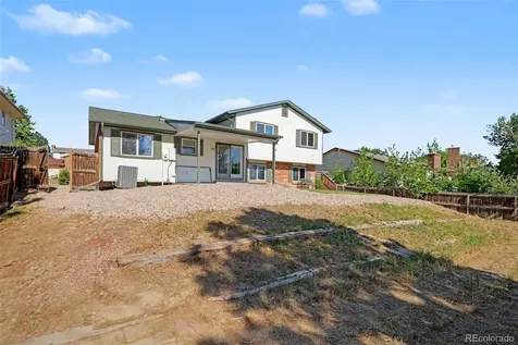 2065 S Rifle Street Aurora CO 80013