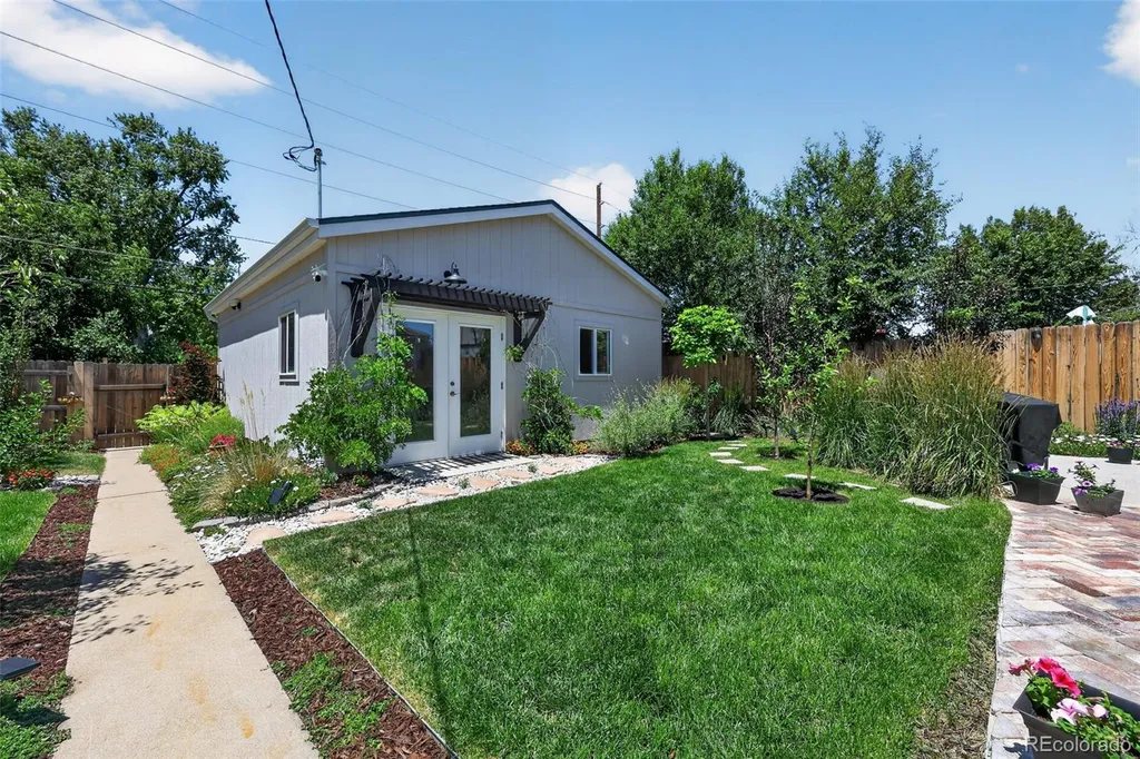 3561 Pontiac Street Denver CO 80207