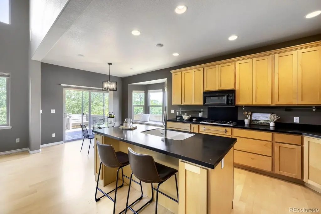 16604 Humboldt Street Thornton CO 80602