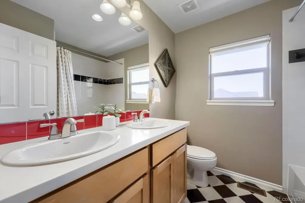16604 Humboldt Street Thornton CO 80602