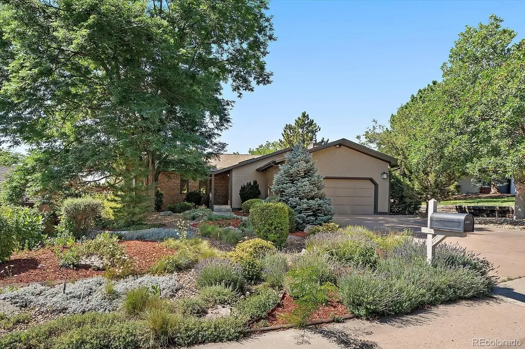8756 W Iliff Avenue Lakewood CO 80227