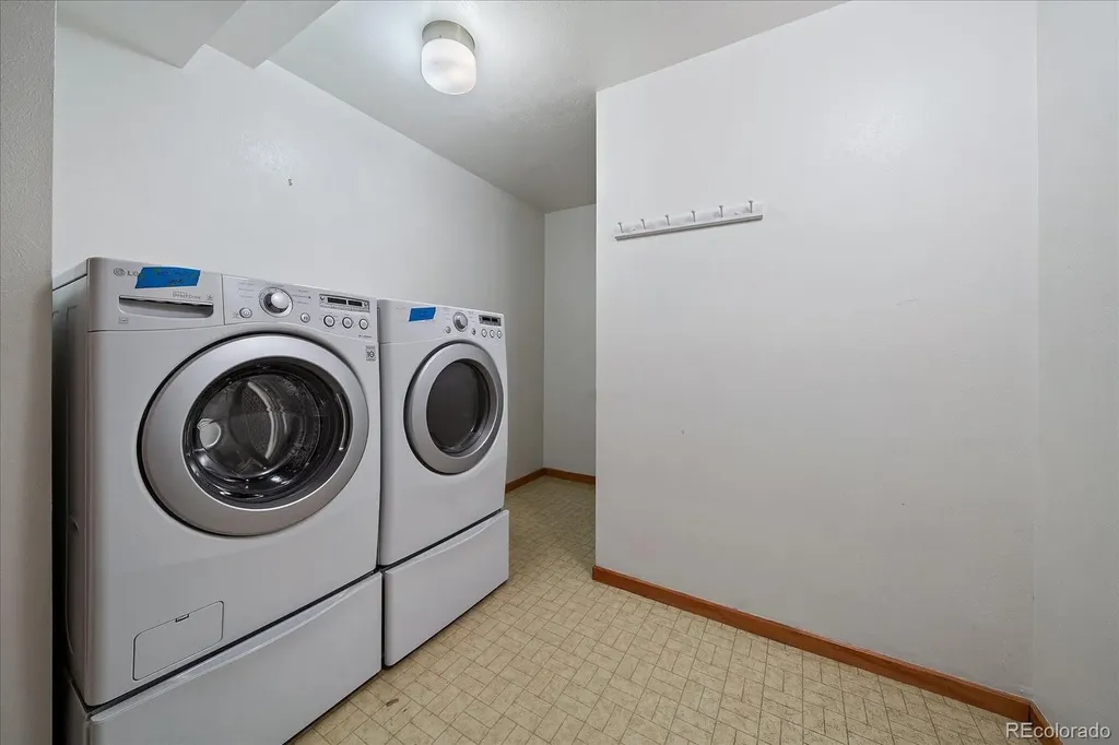8756 W Iliff Avenue Lakewood CO 80227