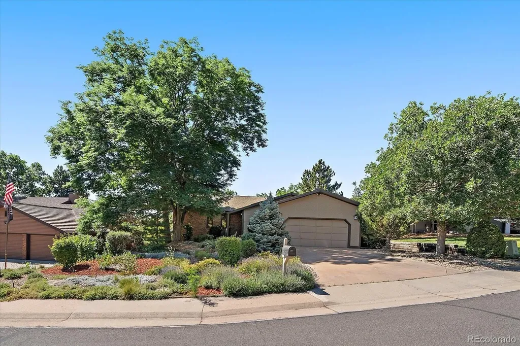 8756 W Iliff Avenue Lakewood CO 80227