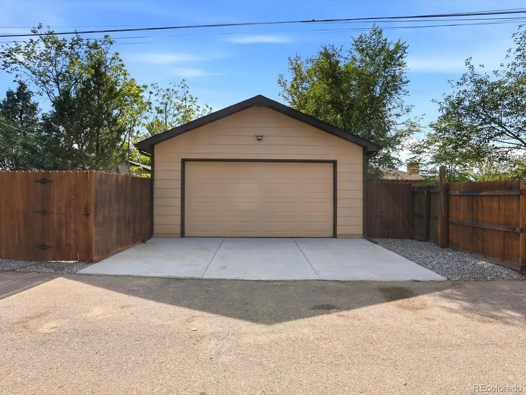 2640 N Cook Street Denver CO 80205