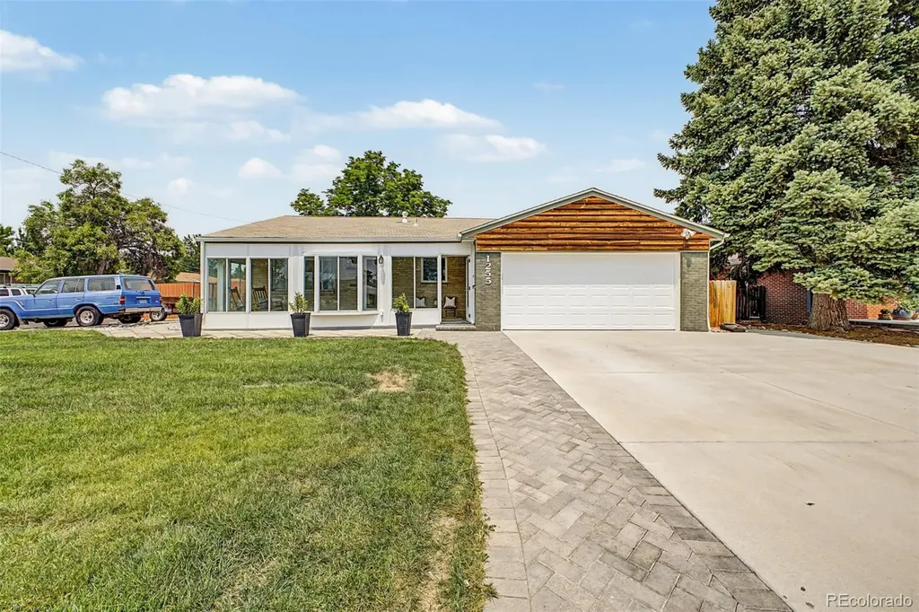 1255 W 6th Avenue Broomfield CO 80020