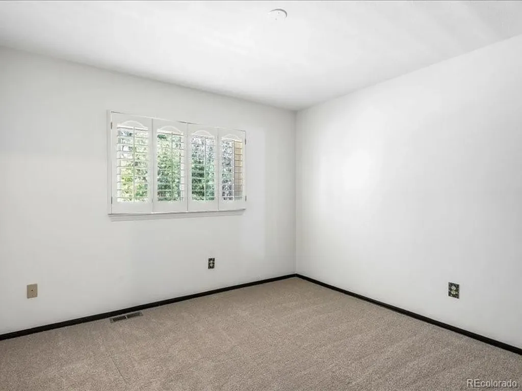 7742 S Spruce Street Centennial CO 80112