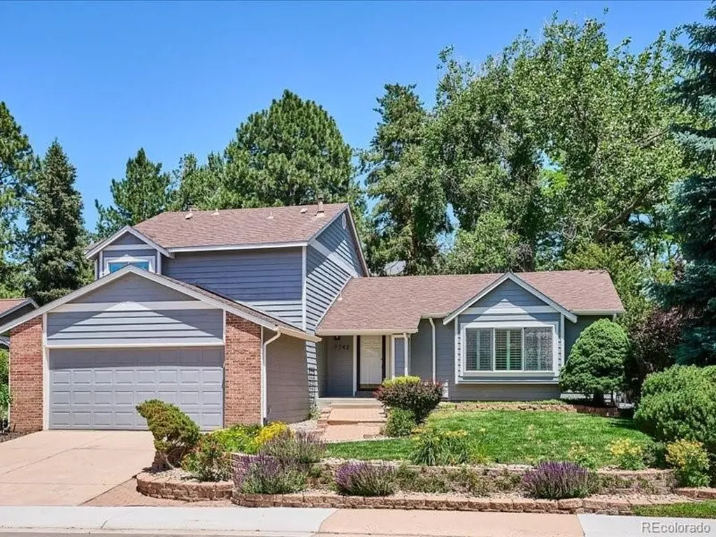7742 S Spruce Street Centennial CO 80112