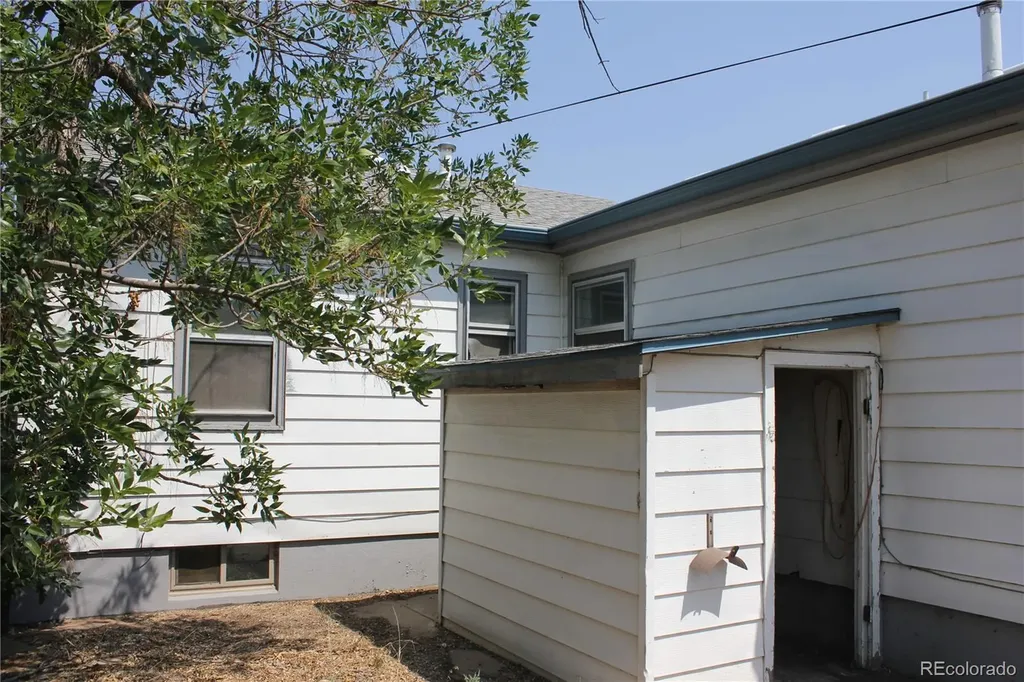 111 S 9th Avenue Brighton CO 80601