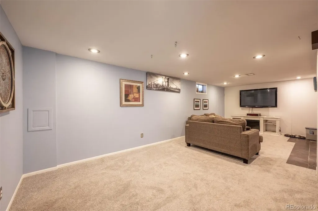 918 S Bross Street Longmont CO 80501