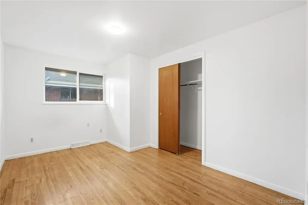 323 Fulton Street Aurora CO 80010