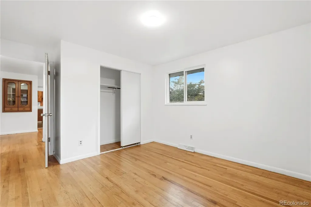 323 Fulton Street Aurora CO 80010