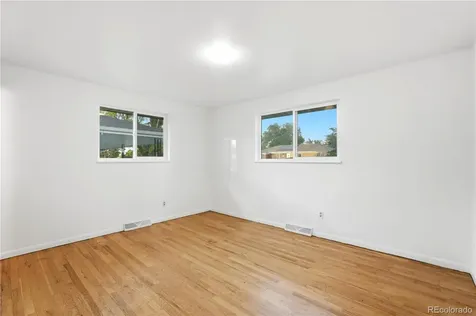 323 Fulton Street Aurora CO 80010