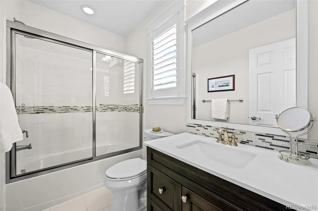 5093 Valentia Street Denver CO 80238