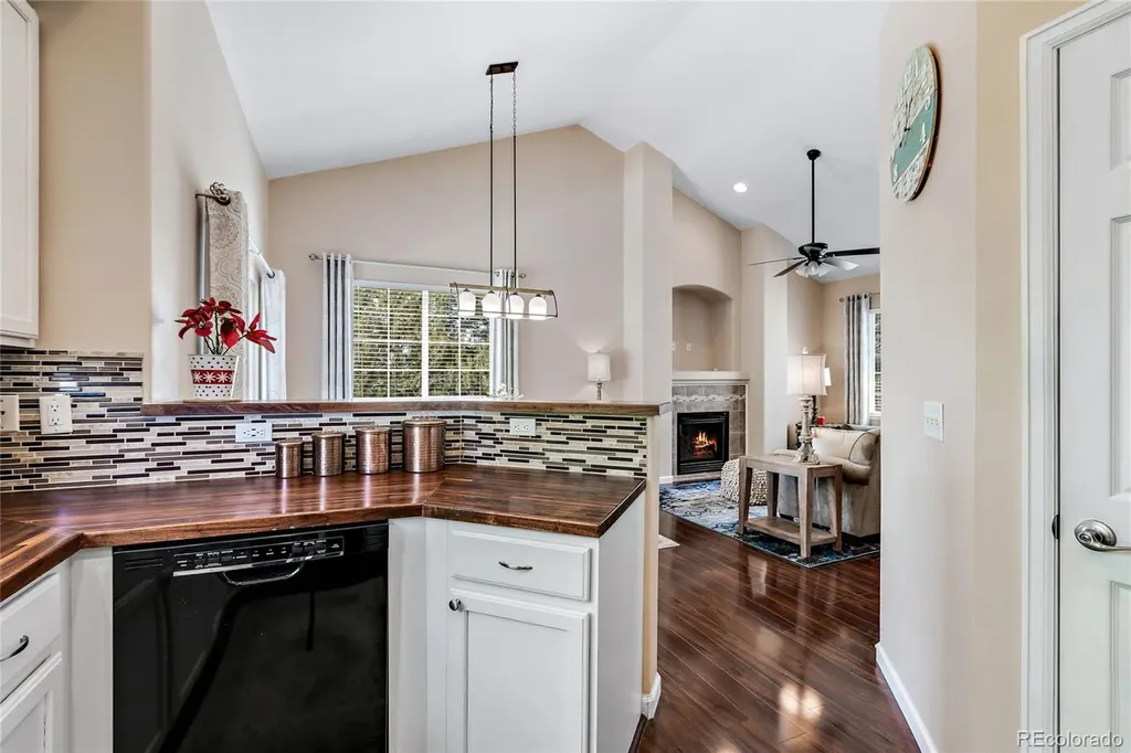 6825 S Webster Street Littleton CO 80128