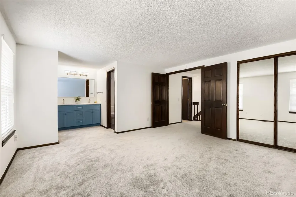 2901 W Long Drive Littleton CO 80120