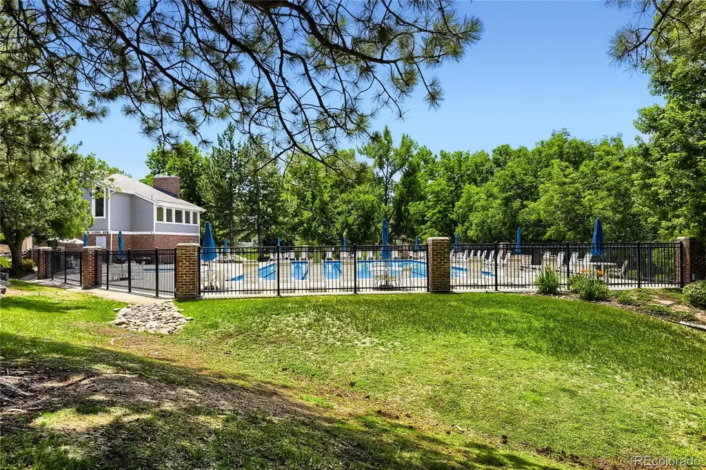 2901 W Long Drive Littleton CO 80120
