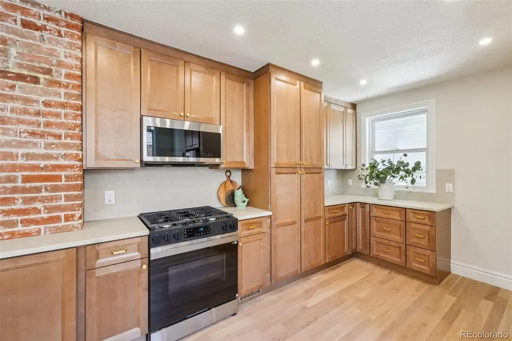 4214 King Street Denver CO 80211