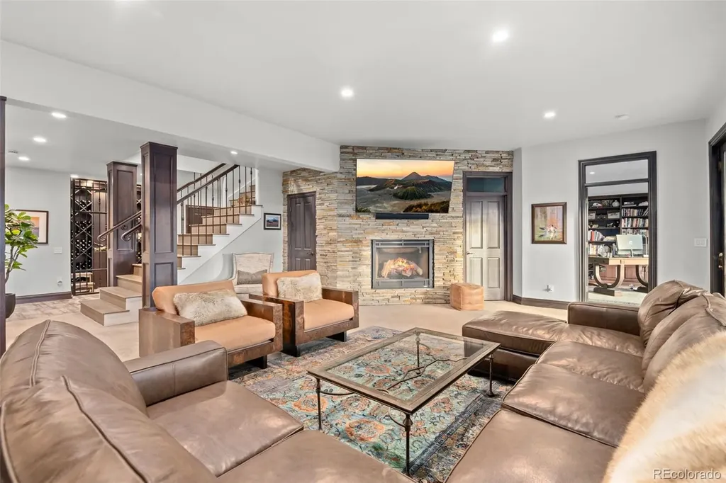 284 Skyhill Drive Evergreen CO 80439