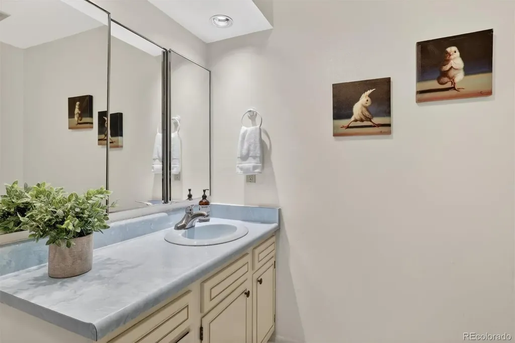7183 E Warren Drive Denver CO 80224