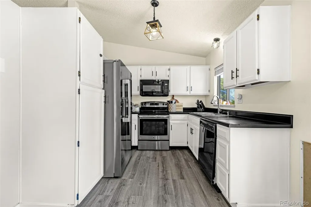 3955 Ayers Drive Colorado Springs CO 80920