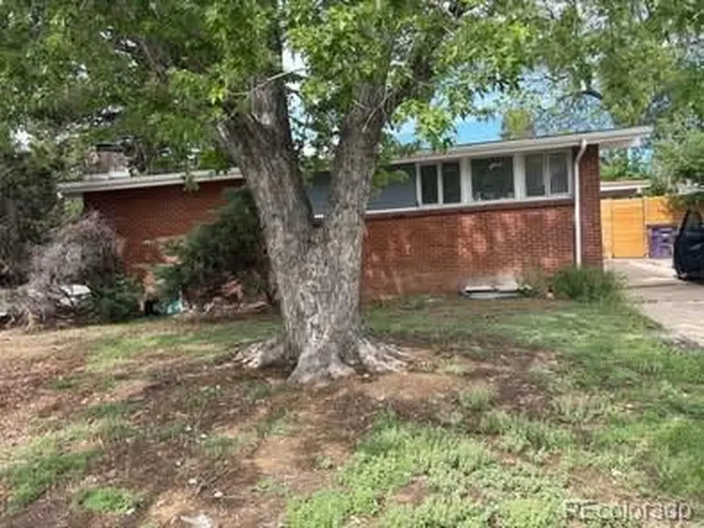 2281 S Quitman Way Denver CO 80219