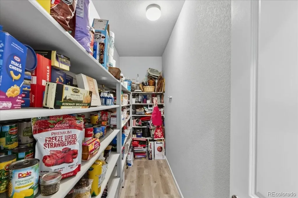 23914 E Rocky Top Place Aurora CO 80016