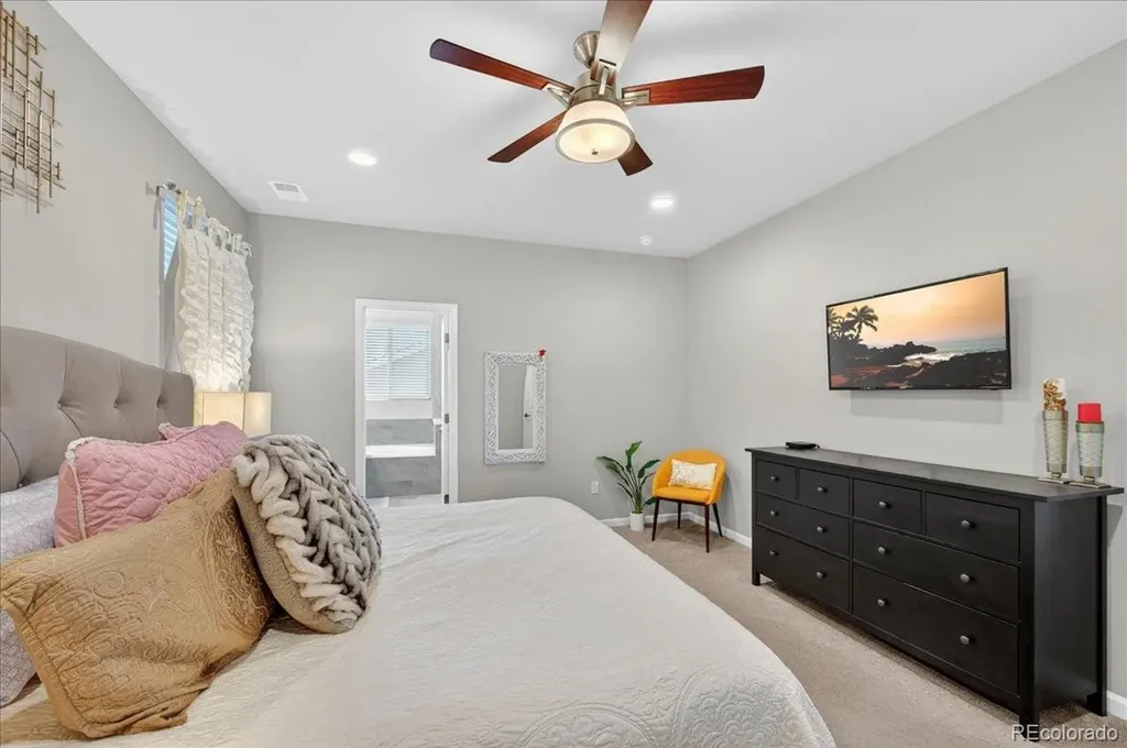 23914 E Rocky Top Place Aurora CO 80016