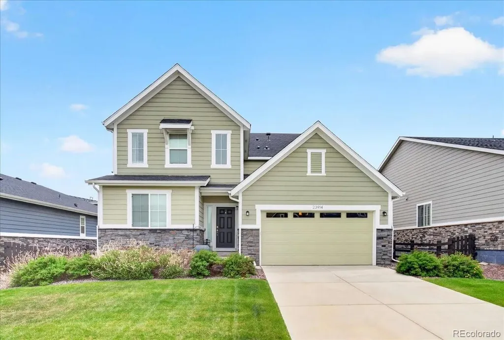 23914 E Rocky Top Place Aurora CO 80016
