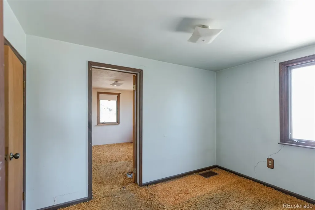 935 S Lowell Boulevard Denver CO 80219
