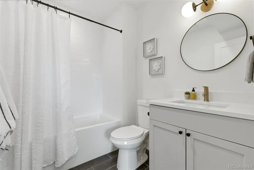 1331 Newton Street Denver CO 80204