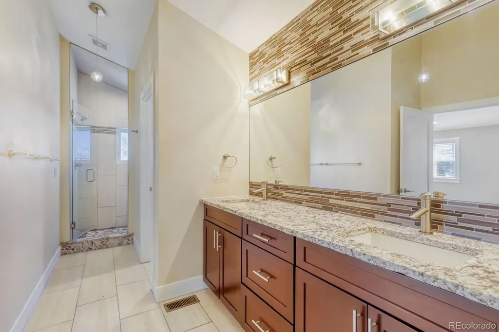 3433 N Gaylord Street Denver CO 80205