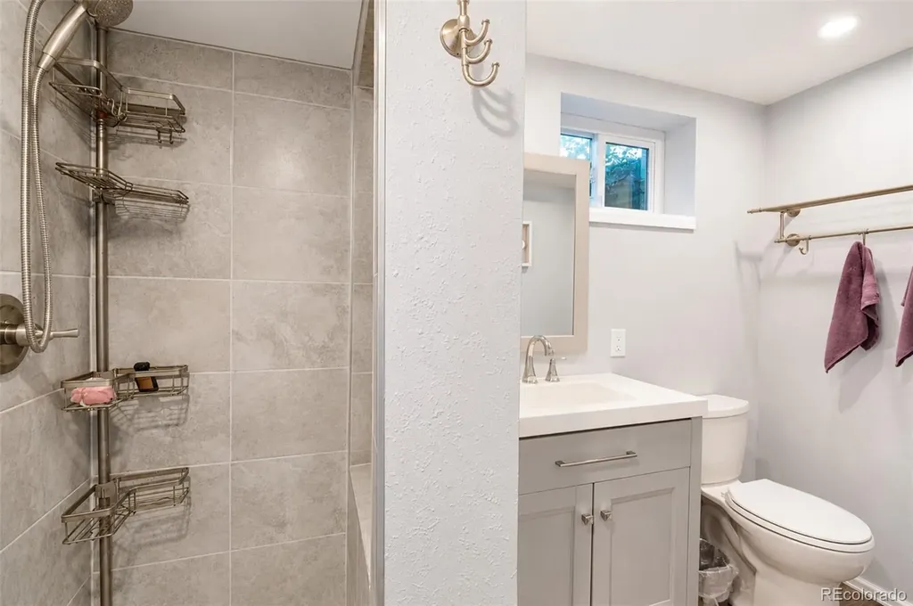 6696 Newcombe Street Arvada CO 80004