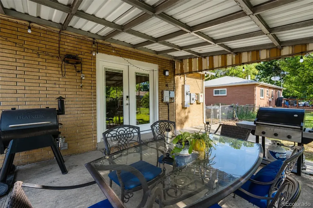 6696 Newcombe Street Arvada CO 80004