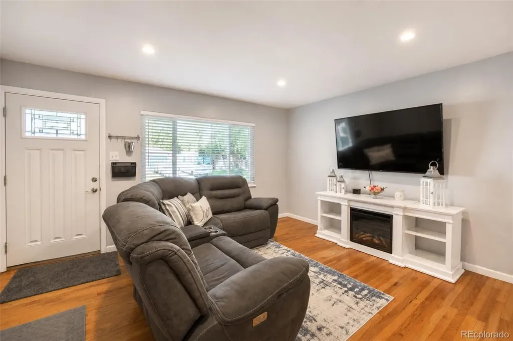 6696 Newcombe Street Arvada CO 80004