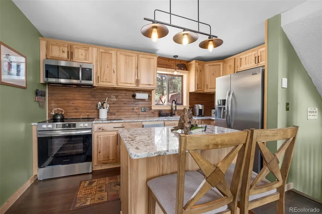 153 Arrowrock Circle Florissant CO 80816