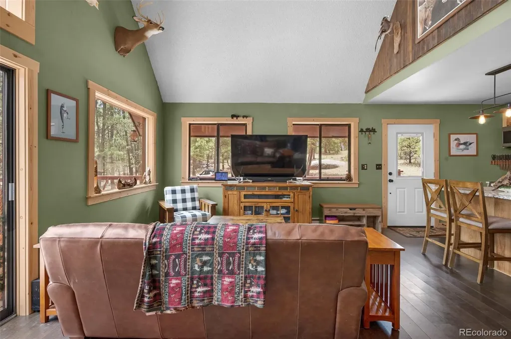 153 Arrowrock Circle Florissant CO 80816
