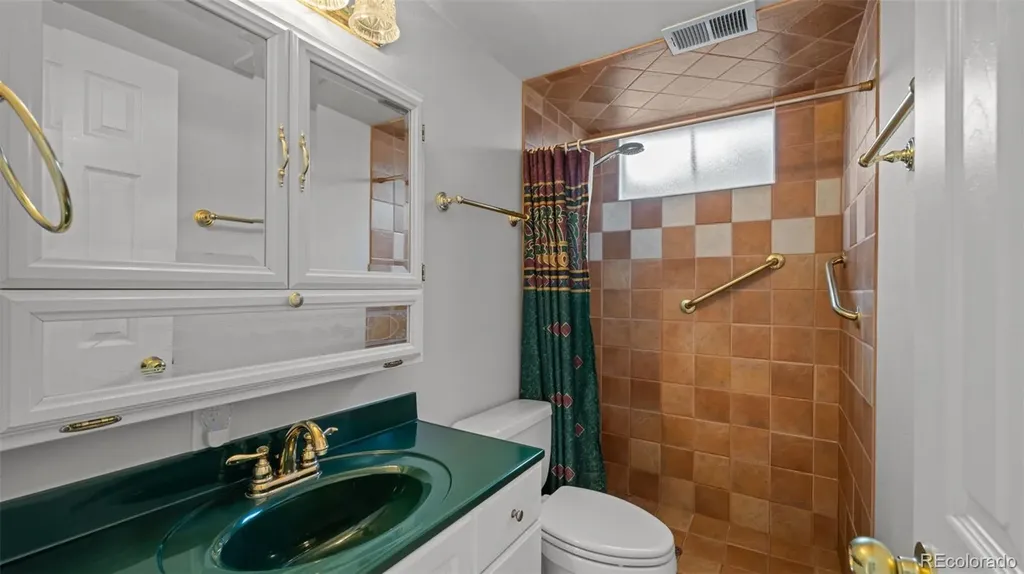 1719 Wynkoop Drive Colorado Springs CO 80909