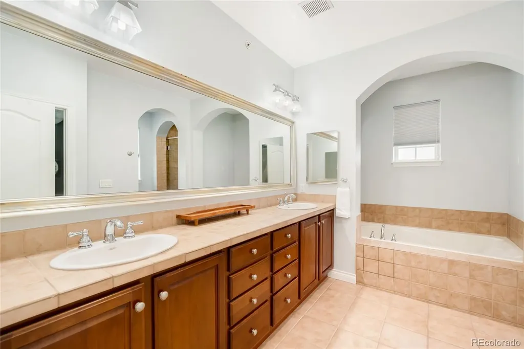 9135 E 29th Place Denver CO 80238
