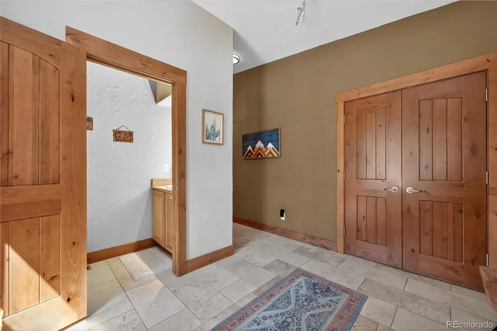 20 Honeysuckle Court Granby CO 80446