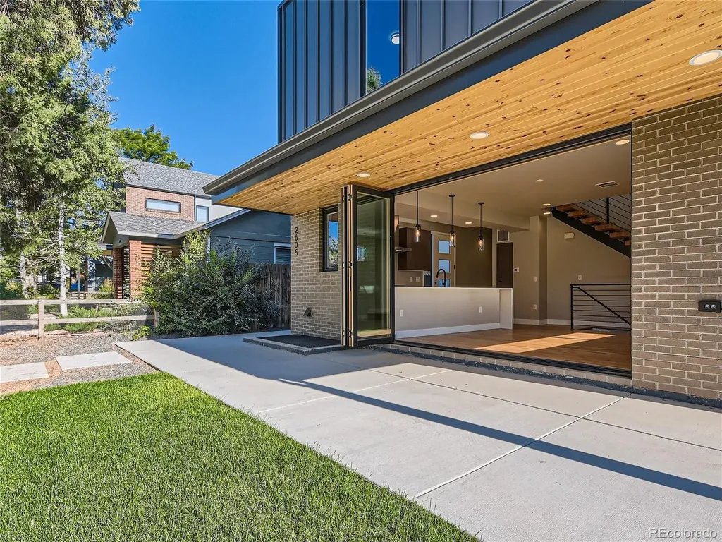 2605 W 40th Avenue Denver CO 80211