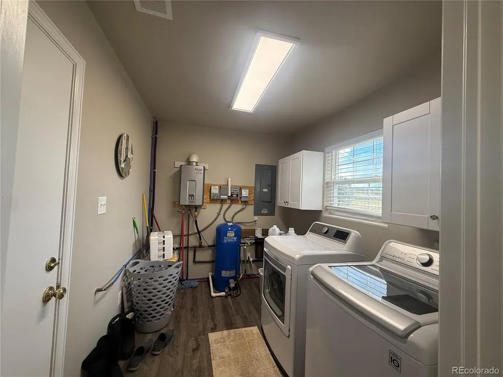17 Garfield Circle Florissant CO 80816