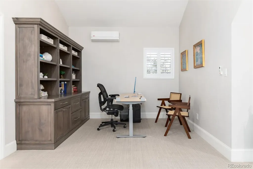 215 Ivanhoe Street Denver CO 80220
