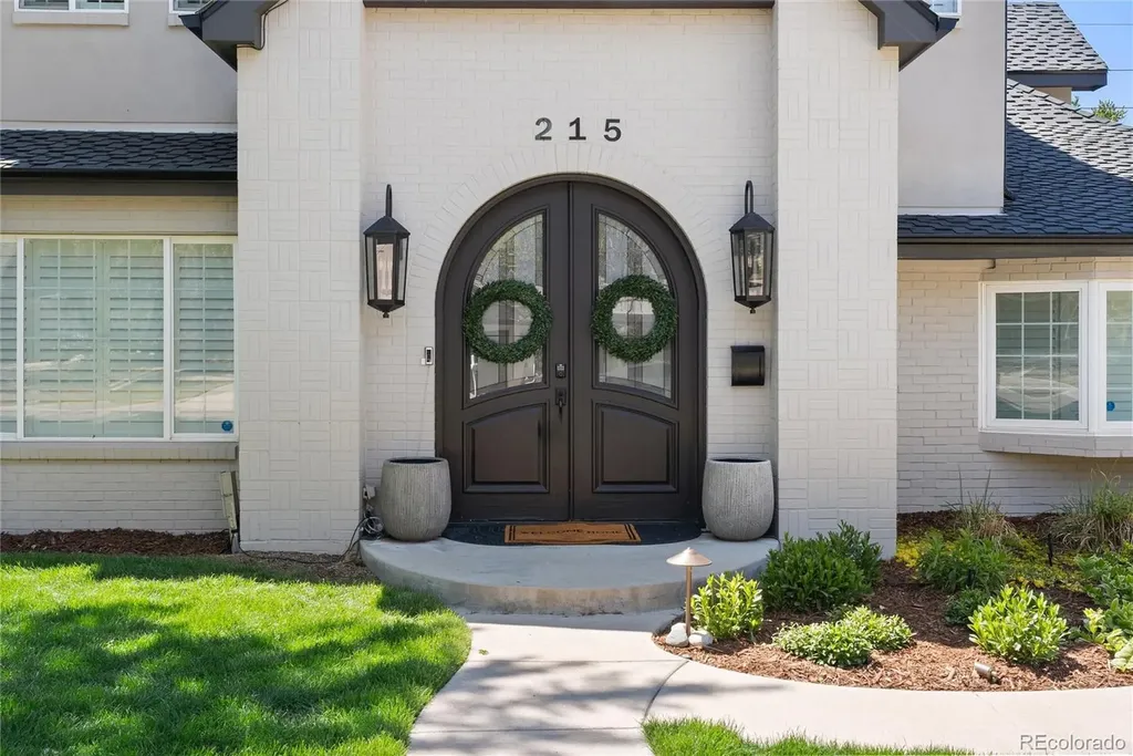 215 Ivanhoe Street Denver CO 80220