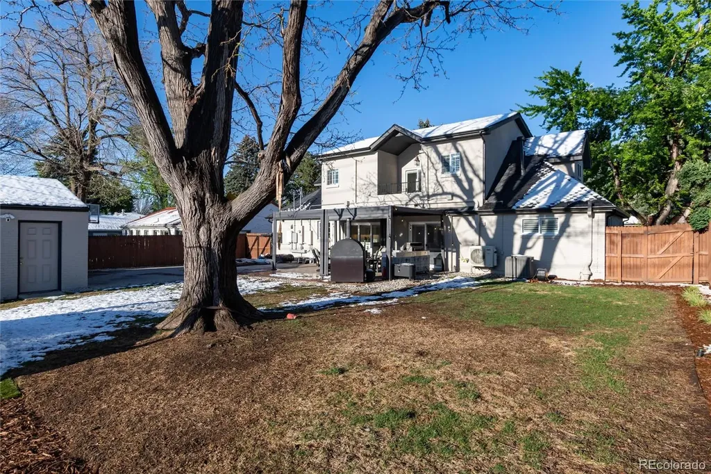 215 Ivanhoe Street Denver CO 80220