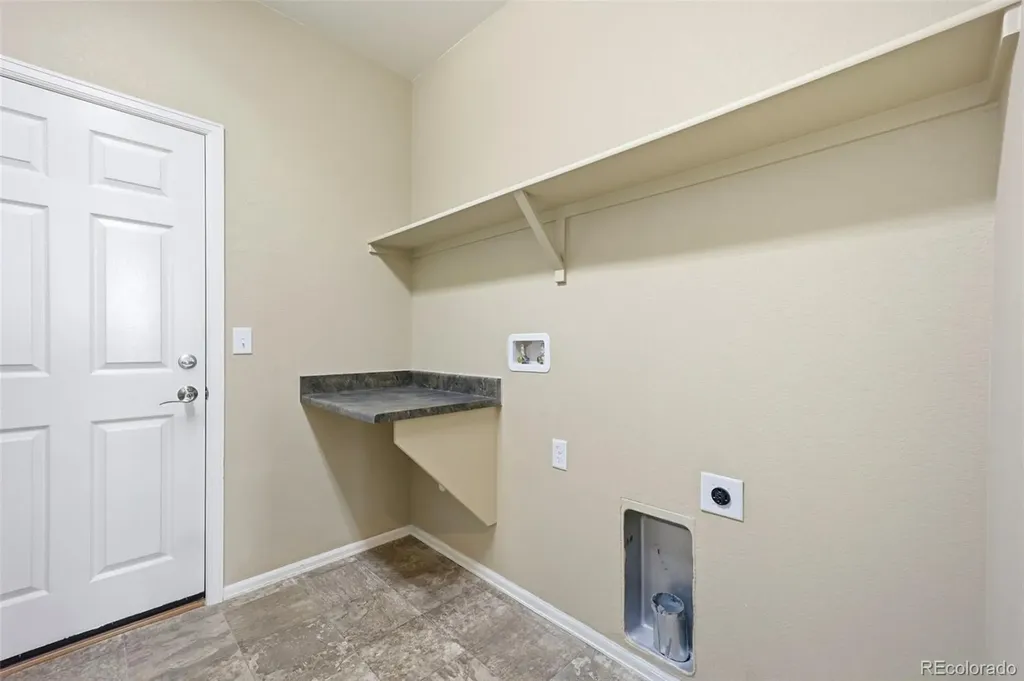 42007 Westchester Circle Elizabeth CO 80107
