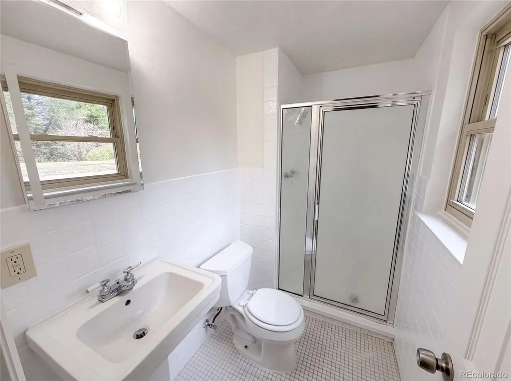 885 W 7th Avenue Drive Broomfield CO 80020