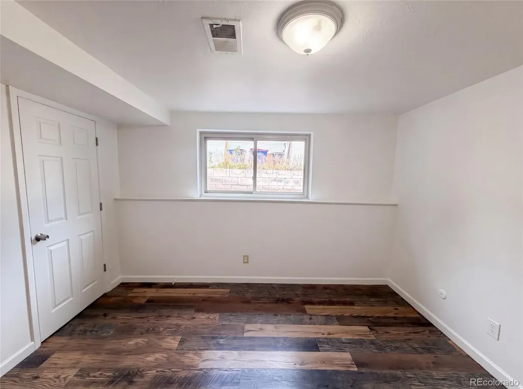 885 W 7th Avenue Drive Broomfield CO 80020