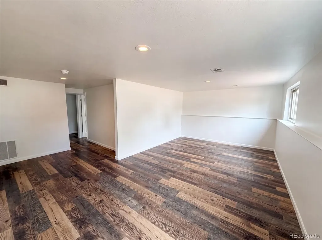 885 W 7th Avenue Drive Broomfield CO 80020