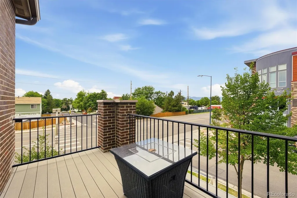 7486 S Logan Street Littleton CO 80122