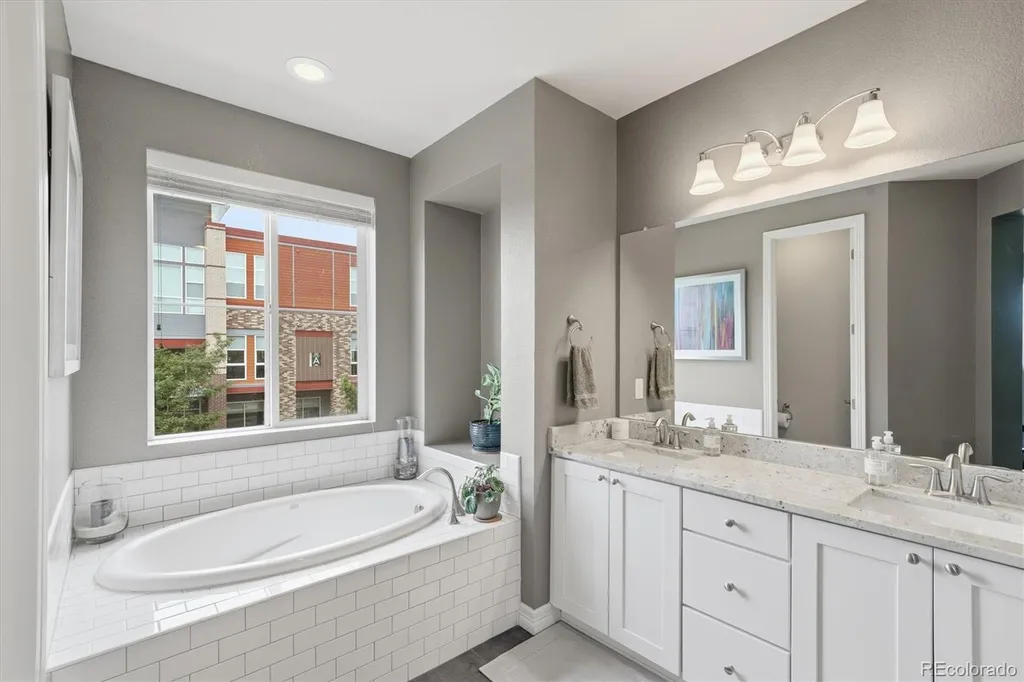 7486 S Logan Street Littleton CO 80122